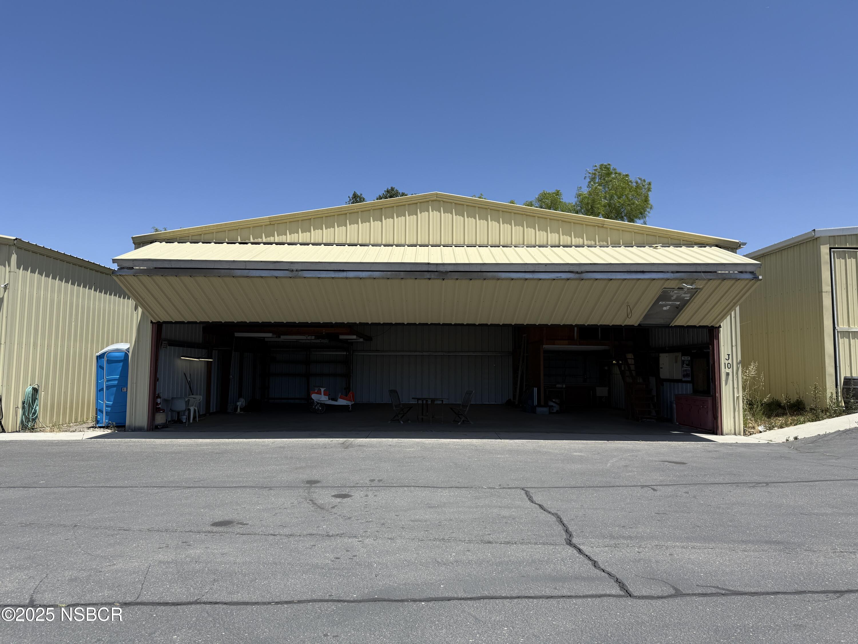 Solvang, California 93463, United States, ,Commercial,Active,237842