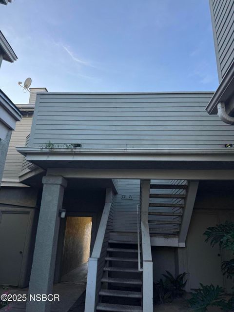 Photo of 220 E Grant Street #72, Santa Maria, CA 93454 (MLS # 25002335)
