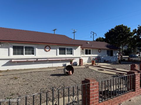Photo of 600 N Larkspur Street, Lompoc, CA 93436 (MLS # 26000266)