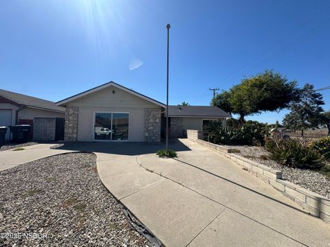 Photo of 401 S R Street, Lompoc, CA 93436 (MLS # 25002342)