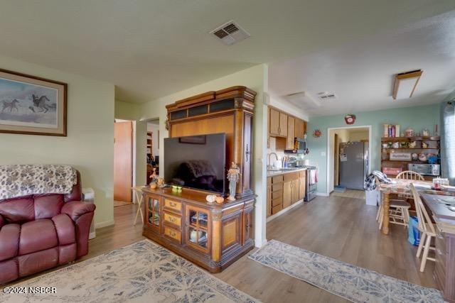 Cuyama, California 93254, United States, 2 Bedrooms Bedrooms, ,1 BathroomBathrooms,Residential,Active,33307