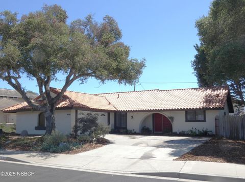 Photo of 4533 Falcon Drive, Lompoc, CA 93436 (MLS # 25001865)