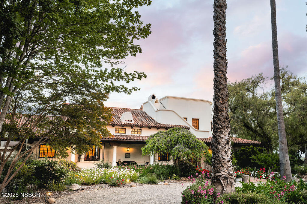 Santa Ynez, California 93460, United States, 4 Bedrooms Bedrooms, ,6 BathroomsBathrooms,Residential,Active,204391