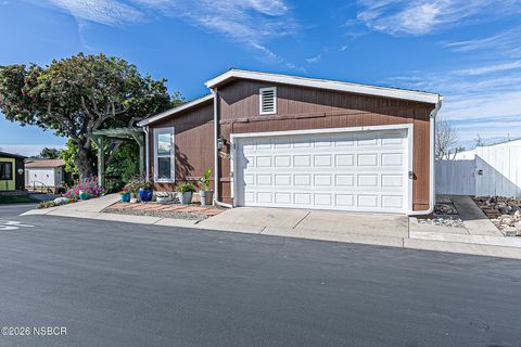 Photo of 3985 Chatham Way, Santa Maria, CA 93455 (MLS # 26000228)