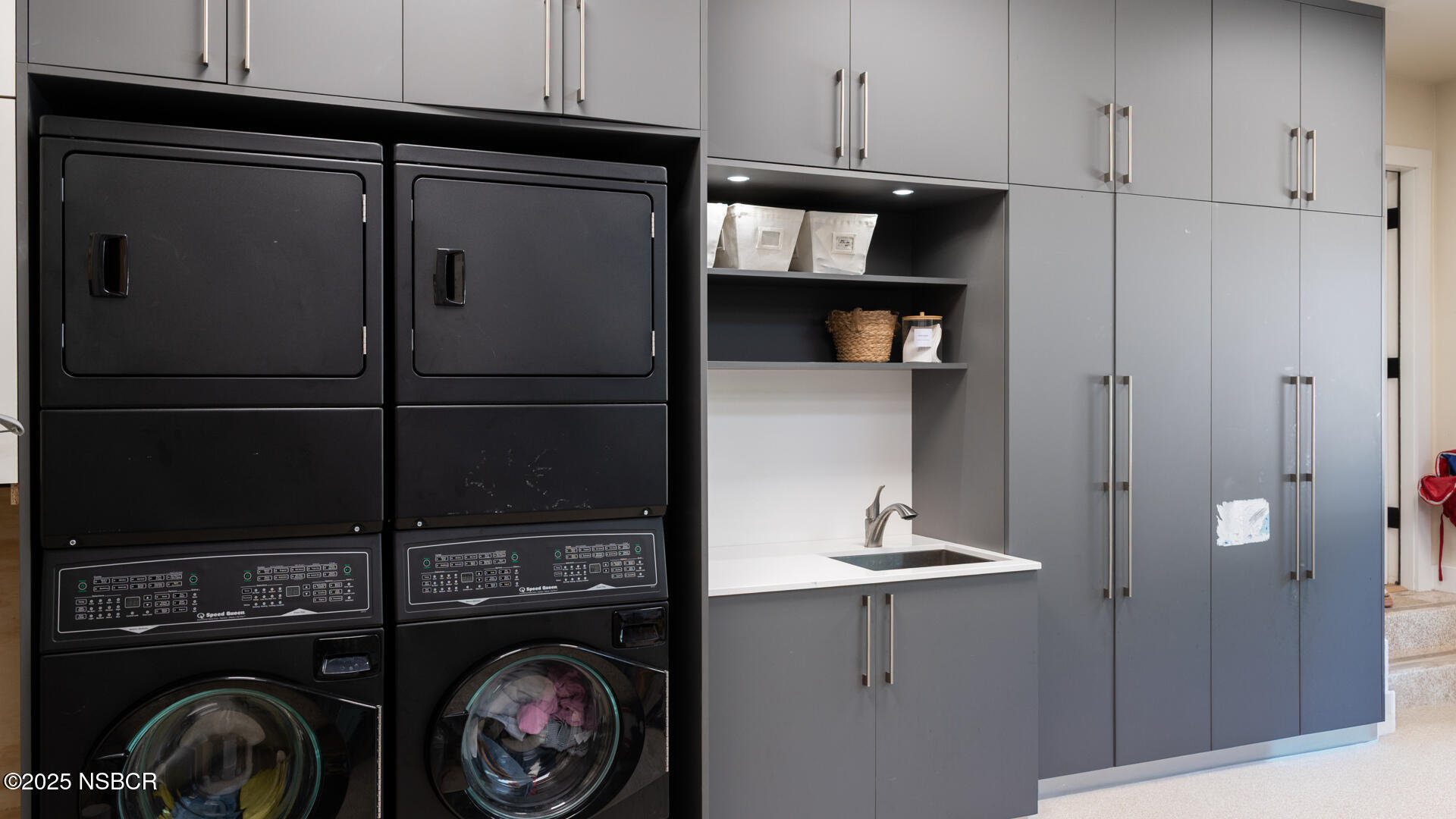 Solvang, California 93463, United States, 3 Bedrooms Bedrooms, ,3 BathroomsBathrooms,Residential,Active,243774