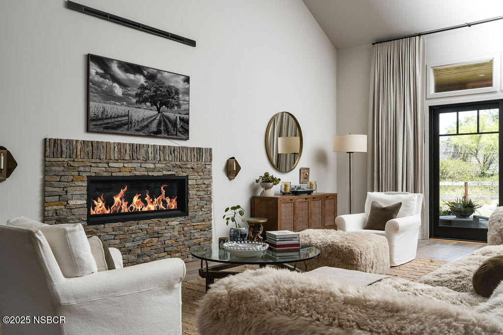 Santa Ynez, California 93460, United States, 4 Bedrooms Bedrooms, ,4 BathroomsBathrooms,Residential,Active,162939