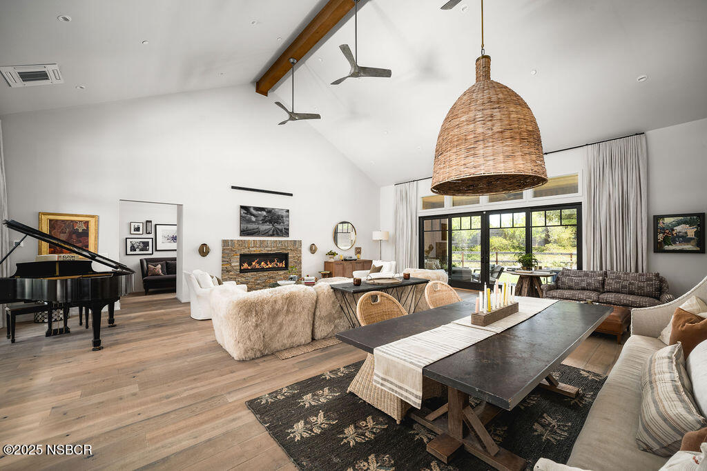 Santa Ynez, California 93460, United States, 4 Bedrooms Bedrooms, ,4 BathroomsBathrooms,Residential,Active,162939