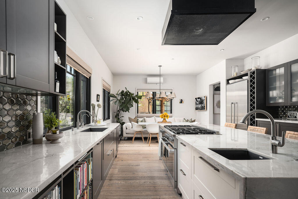 Santa Ynez, California 93460, United States, 4 Bedrooms Bedrooms, ,4 BathroomsBathrooms,Residential,Active,162939