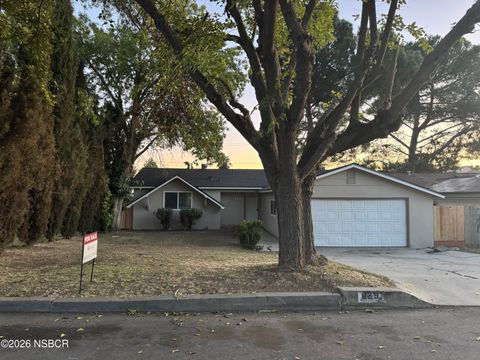 Photo of 629 Trigo Lane, Paso Robles, CA 93446 (MLS # 26000558)