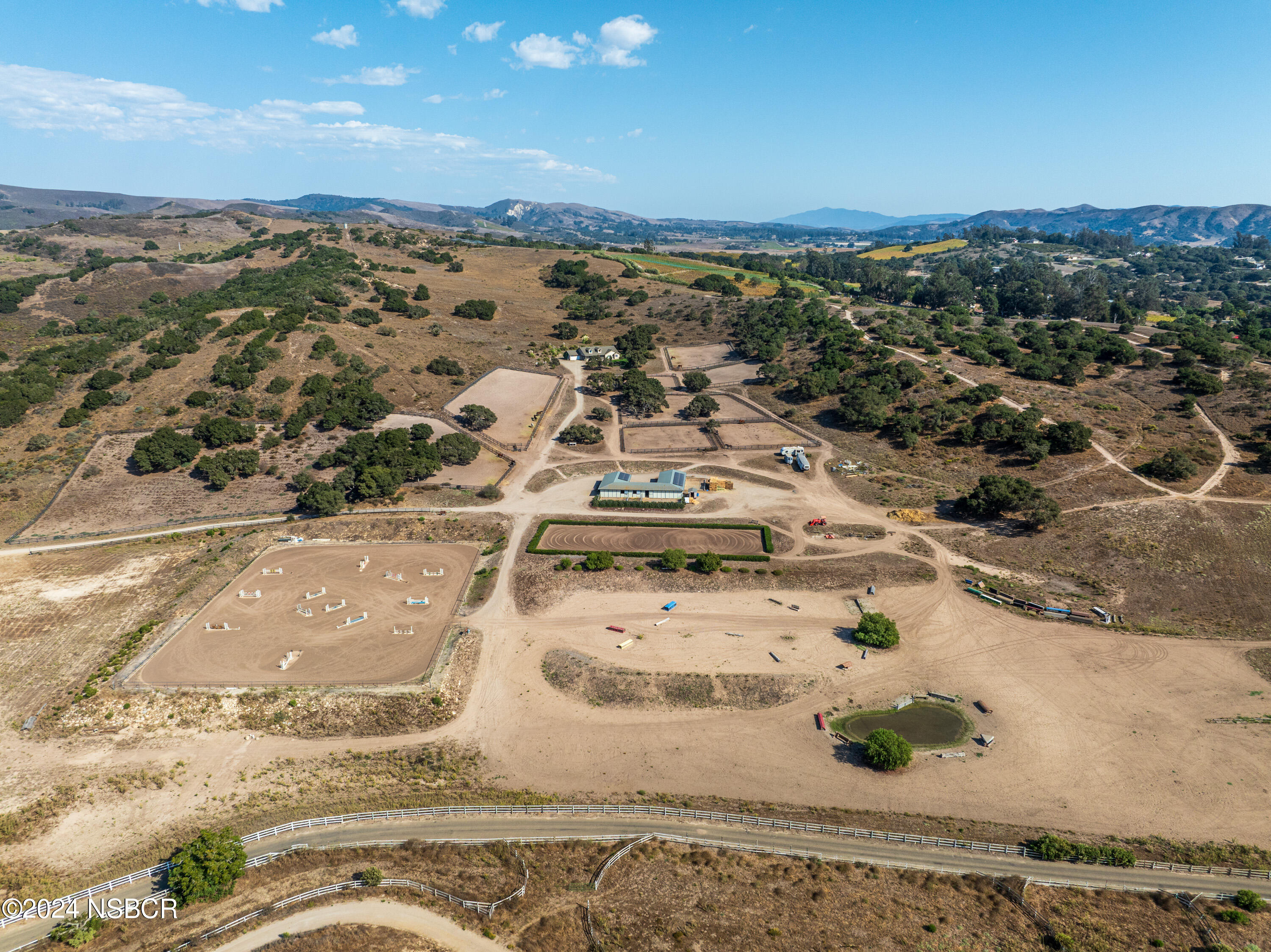Lompoc, California 93436, United States, 3 Bedrooms Bedrooms, ,3 BathroomsBathrooms,Residential,Pending,39126