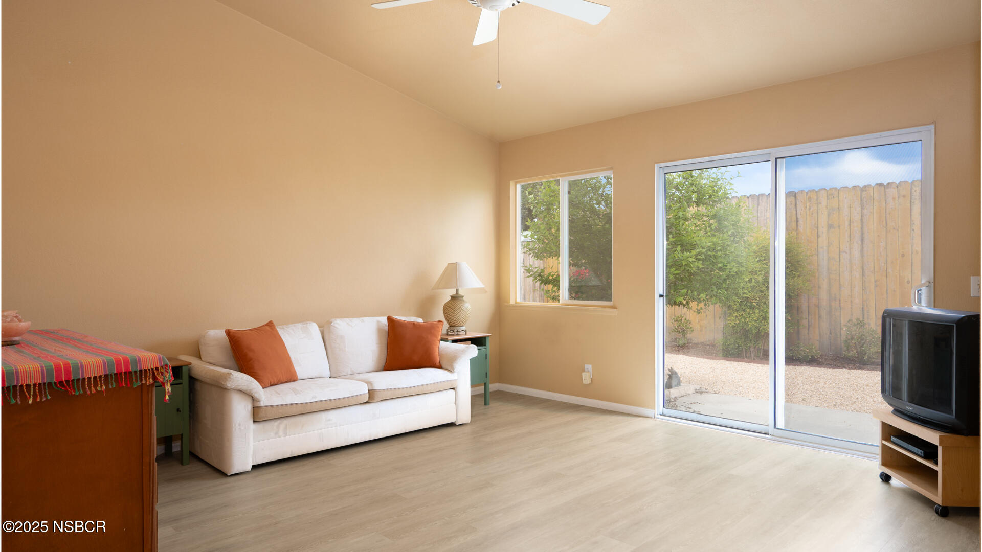 Buellton, California 93427, United States, 3 Bedrooms Bedrooms, ,2 BathroomsBathrooms,Residential,Active,184410