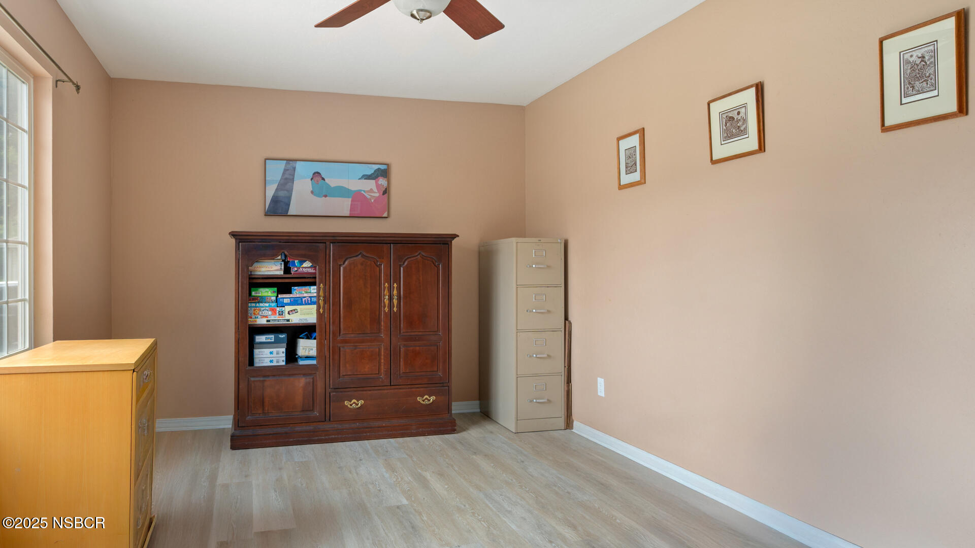 Buellton, California 93427, United States, 3 Bedrooms Bedrooms, ,2 BathroomsBathrooms,Residential,Active,184410