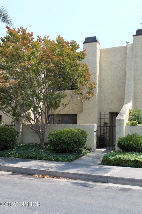 Photo of 828 E Boone Street #12, Santa Maria, CA 93454 (MLS # 25001444)