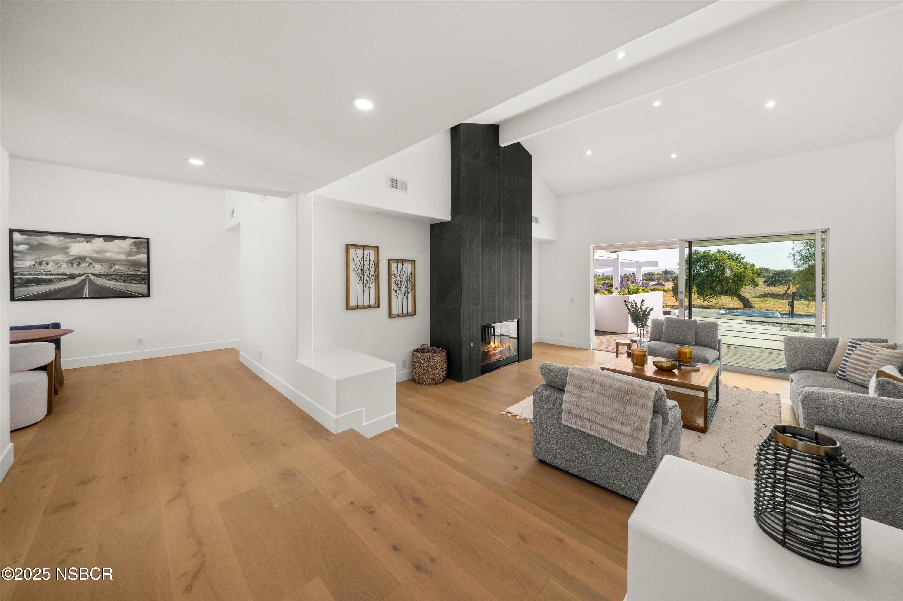 Santa Ynez, California 93460, United States, 5 Bedrooms Bedrooms, ,5 BathroomsBathrooms,Residential,Active,171312