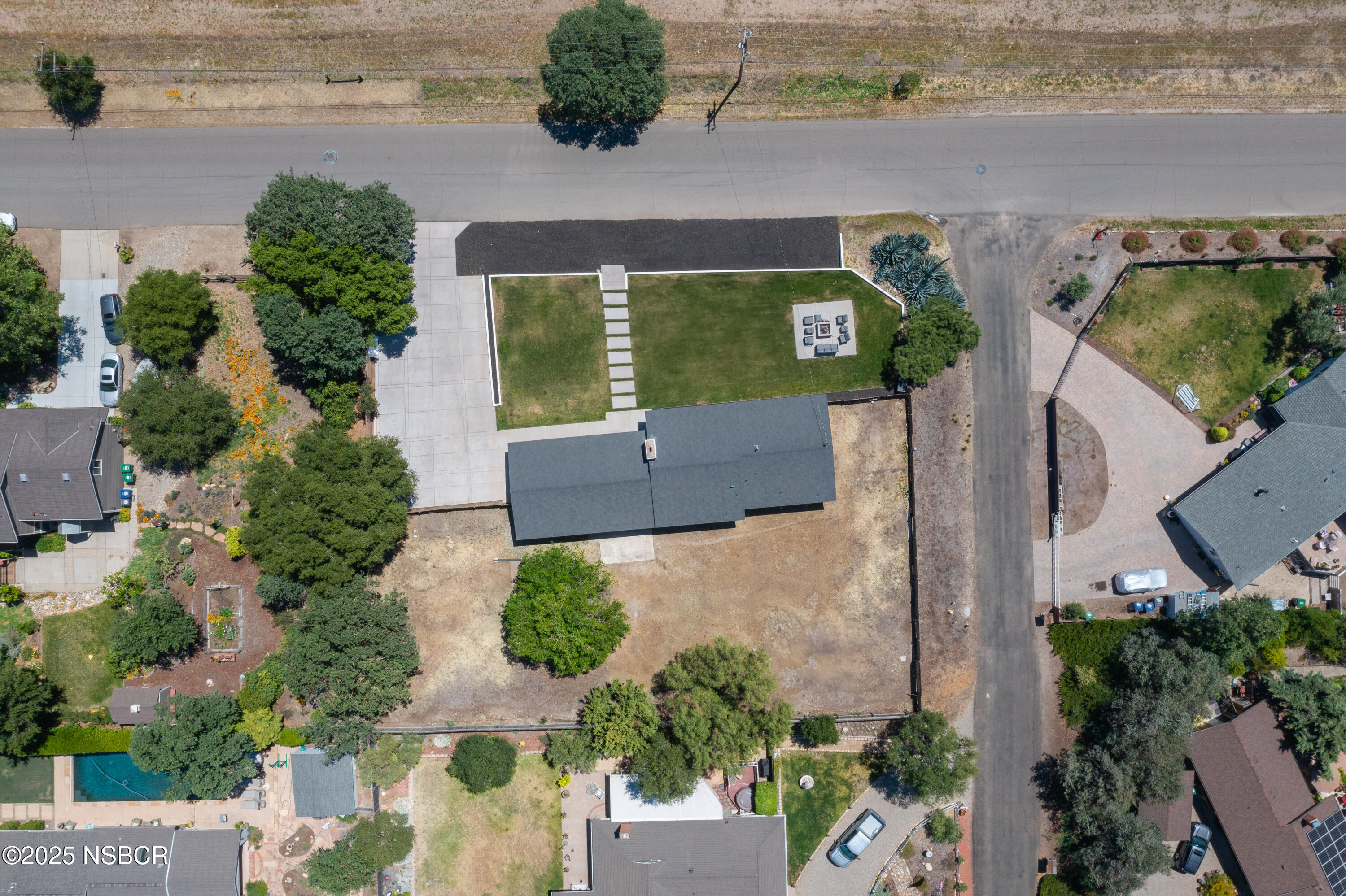 Santa Ynez, California 93460, United States, 3 Bedrooms Bedrooms, ,2 BathroomsBathrooms,Residential,Active,132894