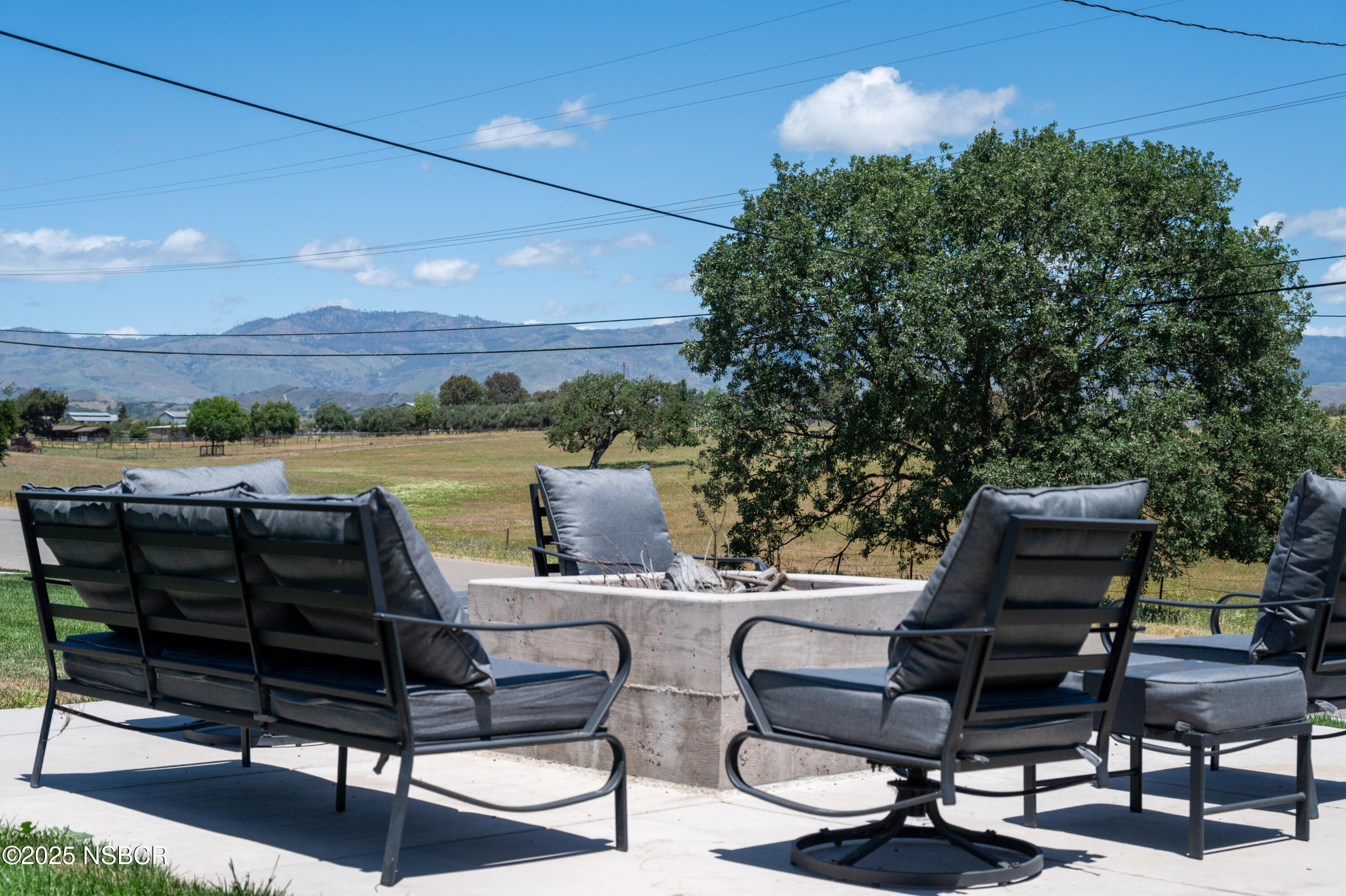 Santa Ynez, California 93460, United States, 3 Bedrooms Bedrooms, ,2 BathroomsBathrooms,Residential,Active,132894