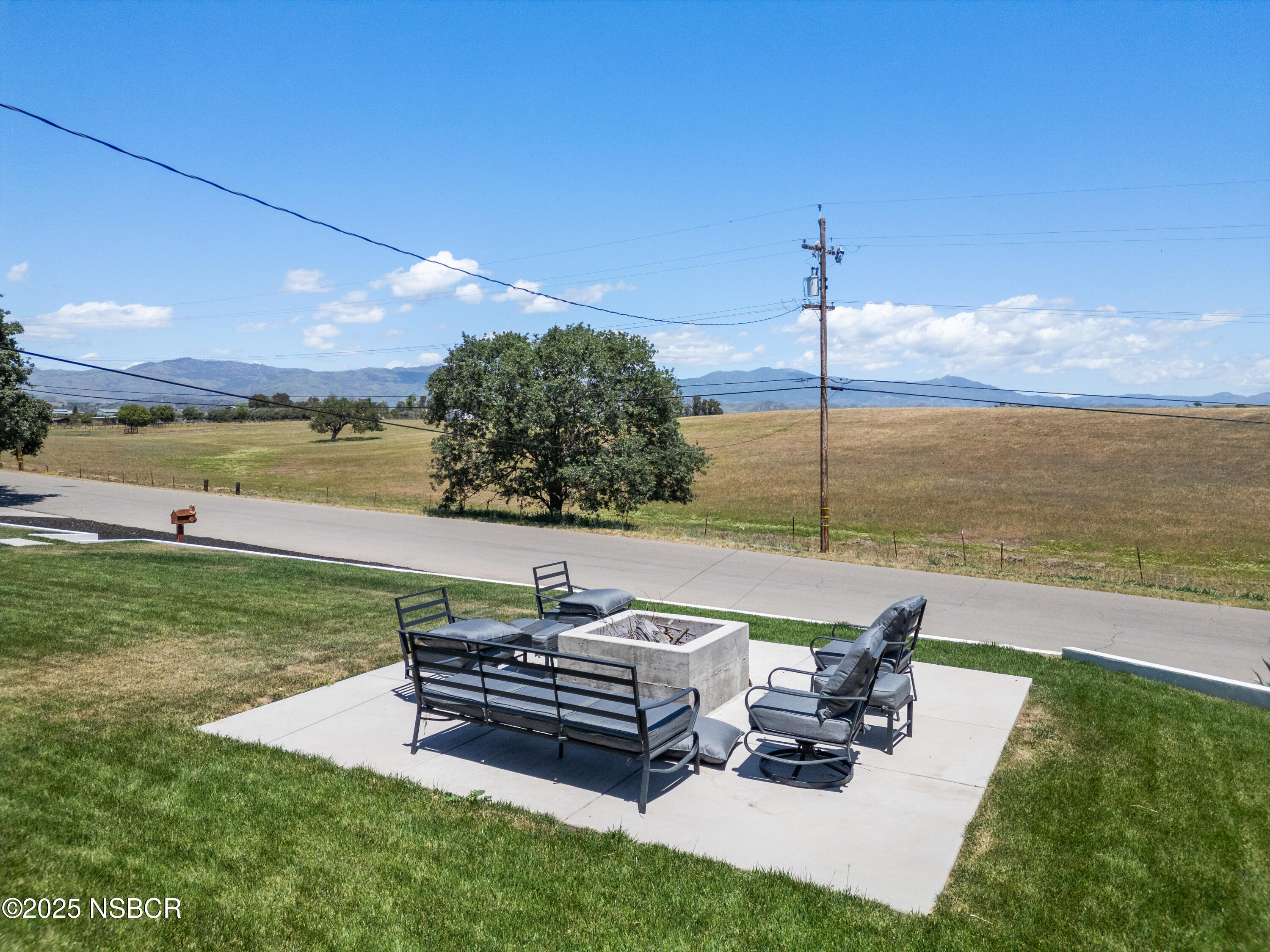 Santa Ynez, California 93460, United States, 3 Bedrooms Bedrooms, ,2 BathroomsBathrooms,Residential,Active,132894