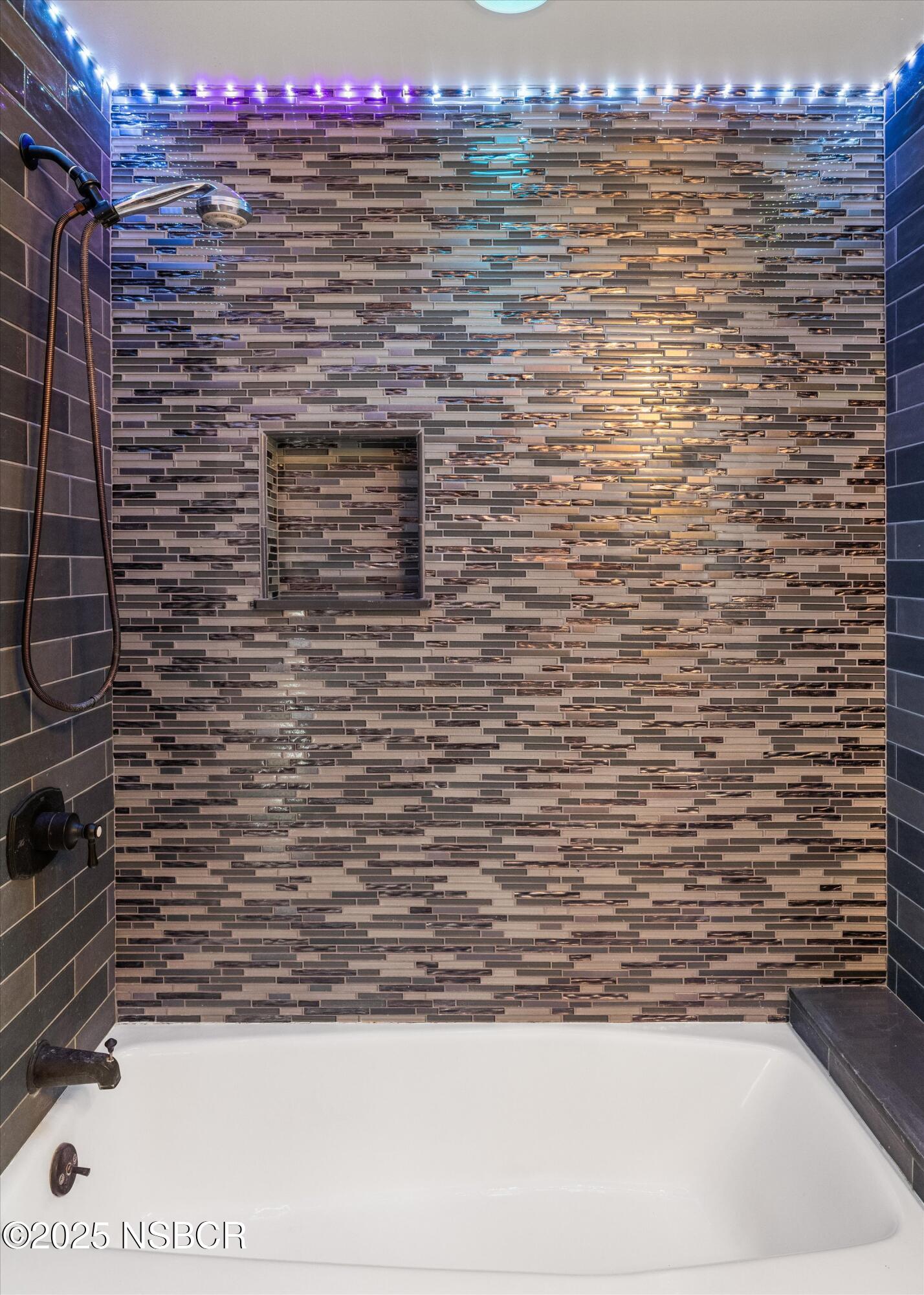 Santa Ynez, California 93460, United States, 4 Bedrooms Bedrooms, ,3 BathroomsBathrooms,Residential,Active,21814