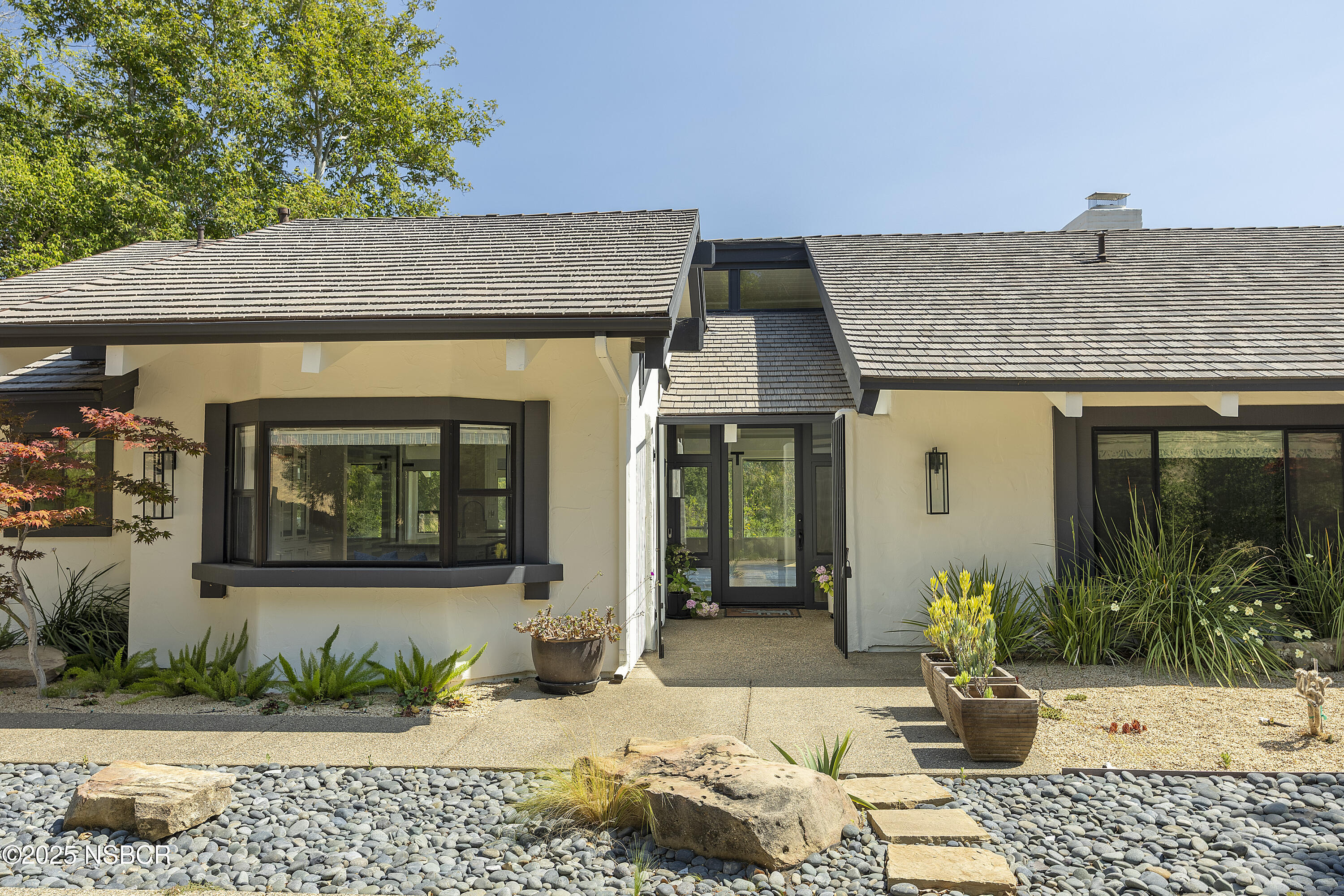 Solvang, California 93463, United States, 3 Bedrooms Bedrooms, ,3 BathroomsBathrooms,Residential,Active,167661