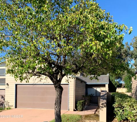 Photo of 1472 Oakridge Park Road, Santa Maria, CA 93455 (MLS # 26000612)
