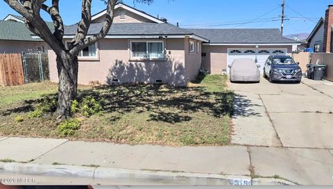 Photo of 315 E Taylor Street, Santa Maria, CA 93454 (MLS # 26000622)