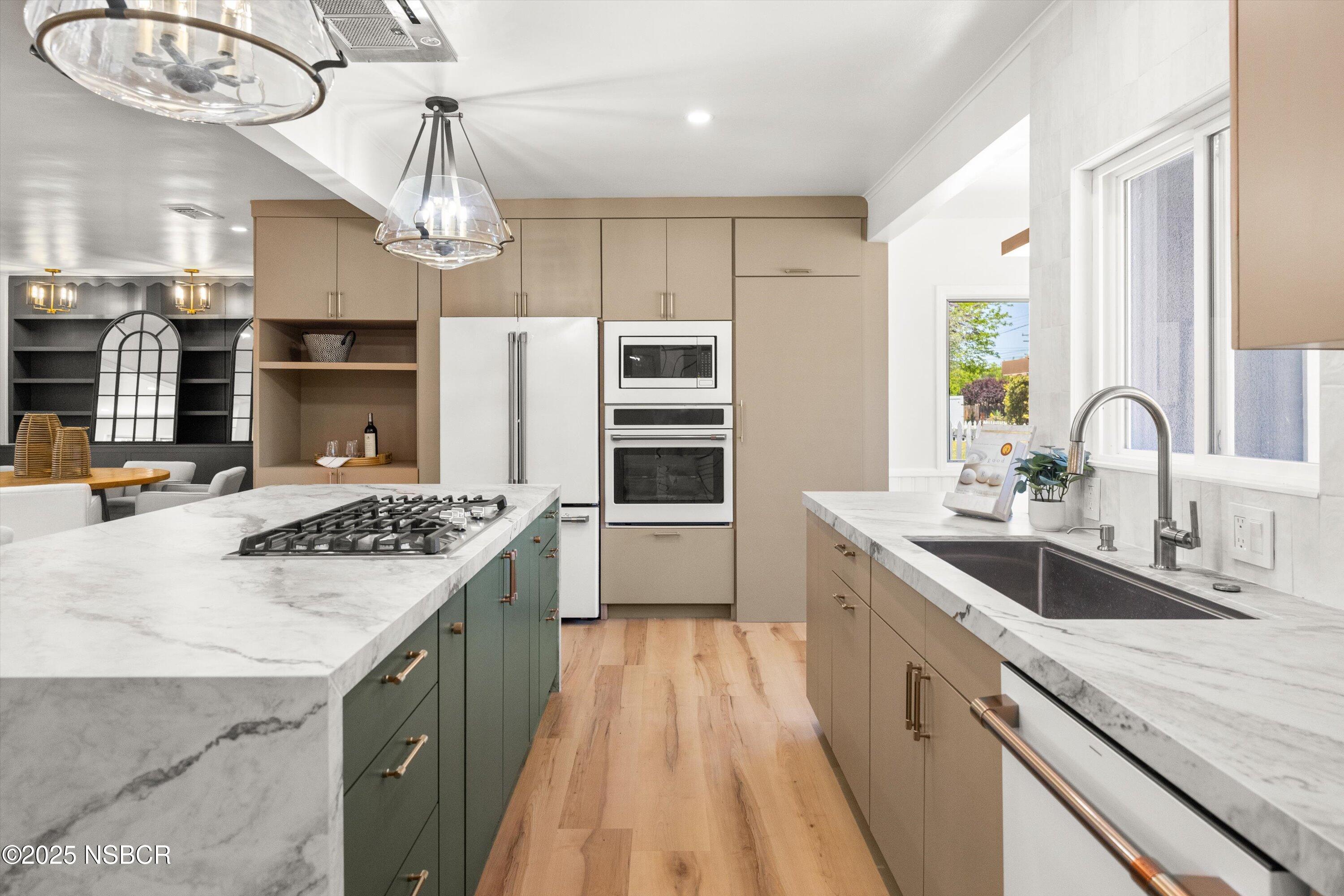 Solvang, California 93463, United States, 3 Bedrooms Bedrooms, ,3 BathroomsBathrooms,Residential,Active,171345