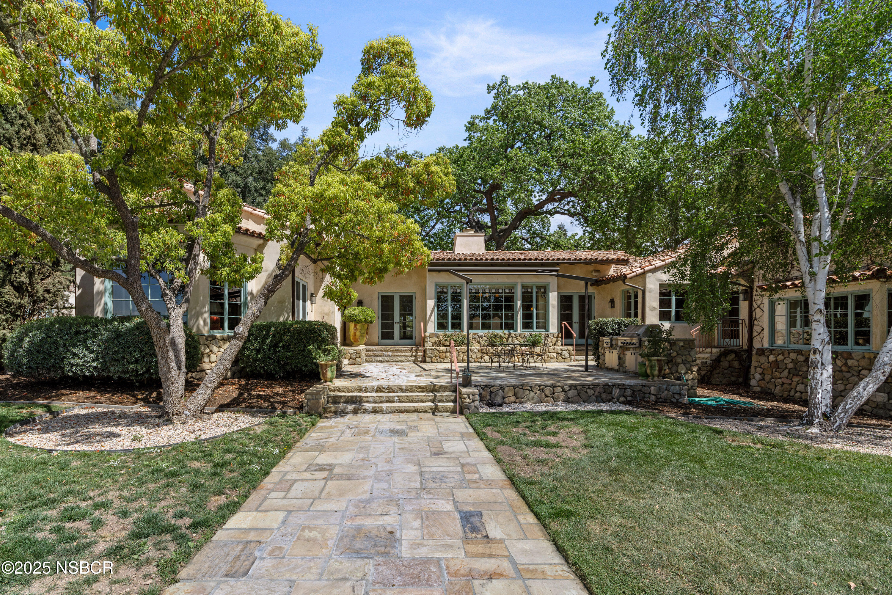 Los Olivos, California 93441, United States, 3 Bedrooms Bedrooms, ,5 BathroomsBathrooms,Residential,Active,237705