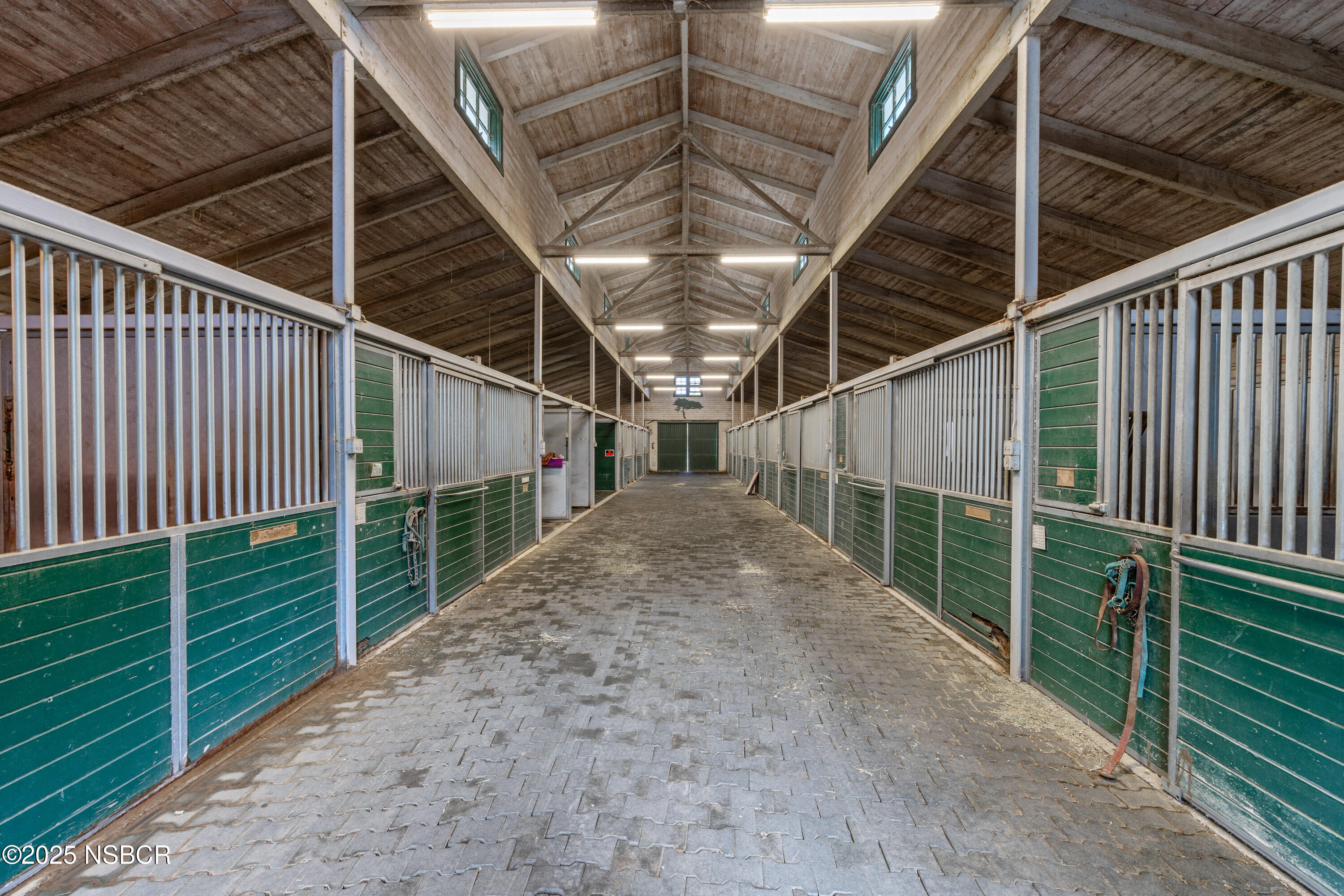 Los Olivos, California 93441, United States, 3 Bedrooms Bedrooms, ,5 BathroomsBathrooms,Residential,Active,237705