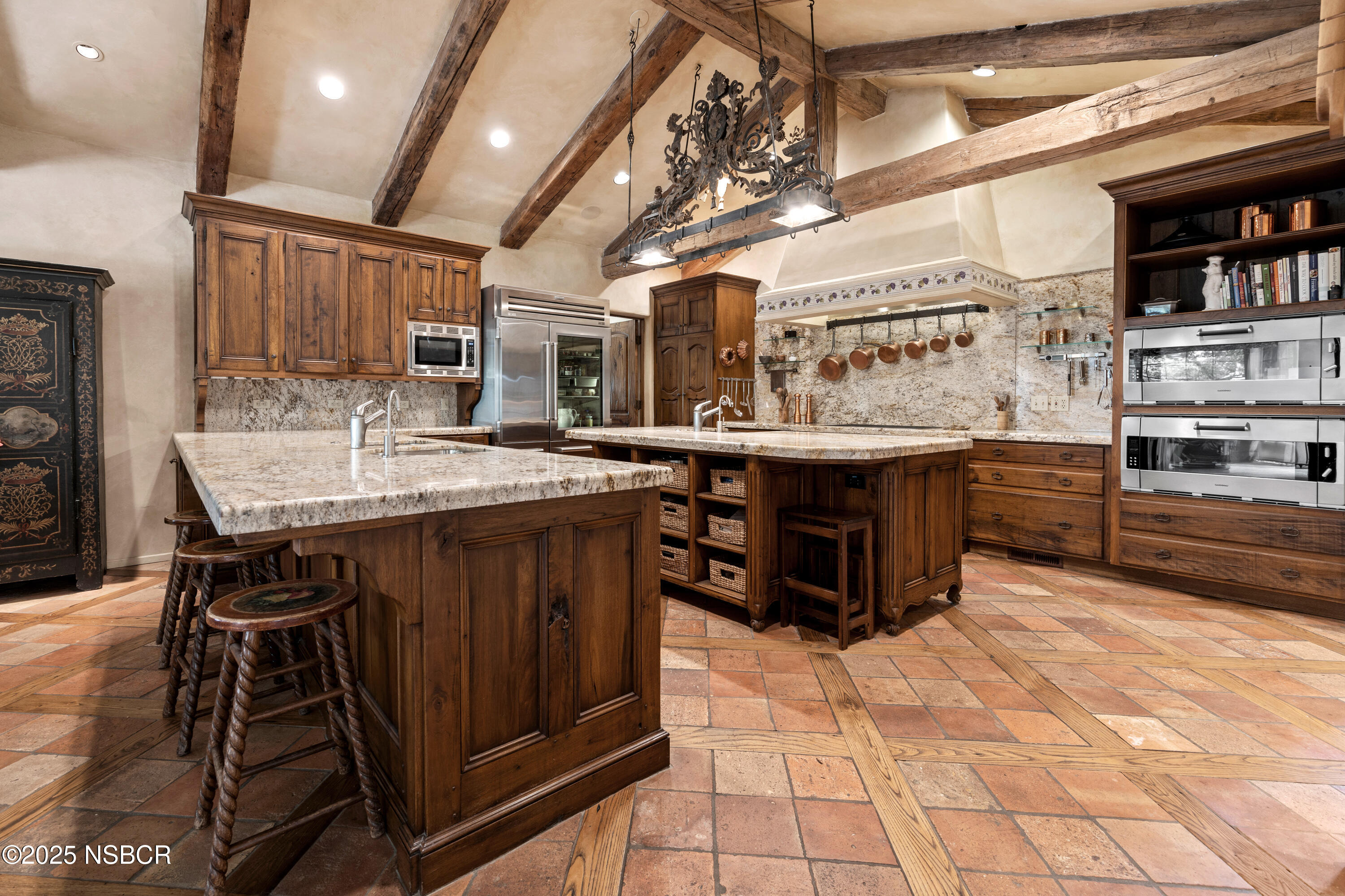 Los Olivos, California 93441, United States, 3 Bedrooms Bedrooms, ,5 BathroomsBathrooms,Residential,Active,237705