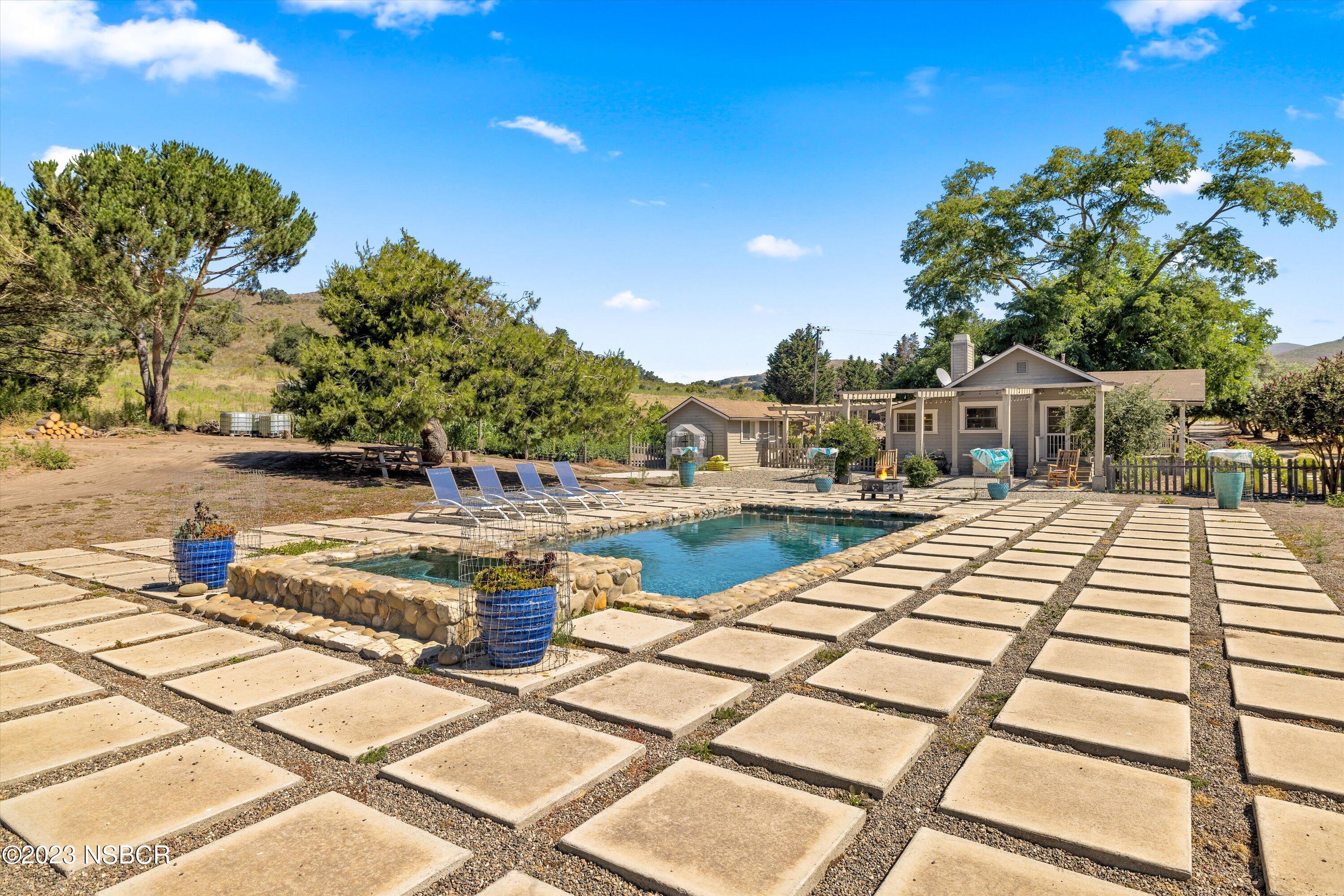 Lompoc, California 93436, United States, 3 Bedrooms Bedrooms, ,2 BathroomsBathrooms,Residential,Active,71315