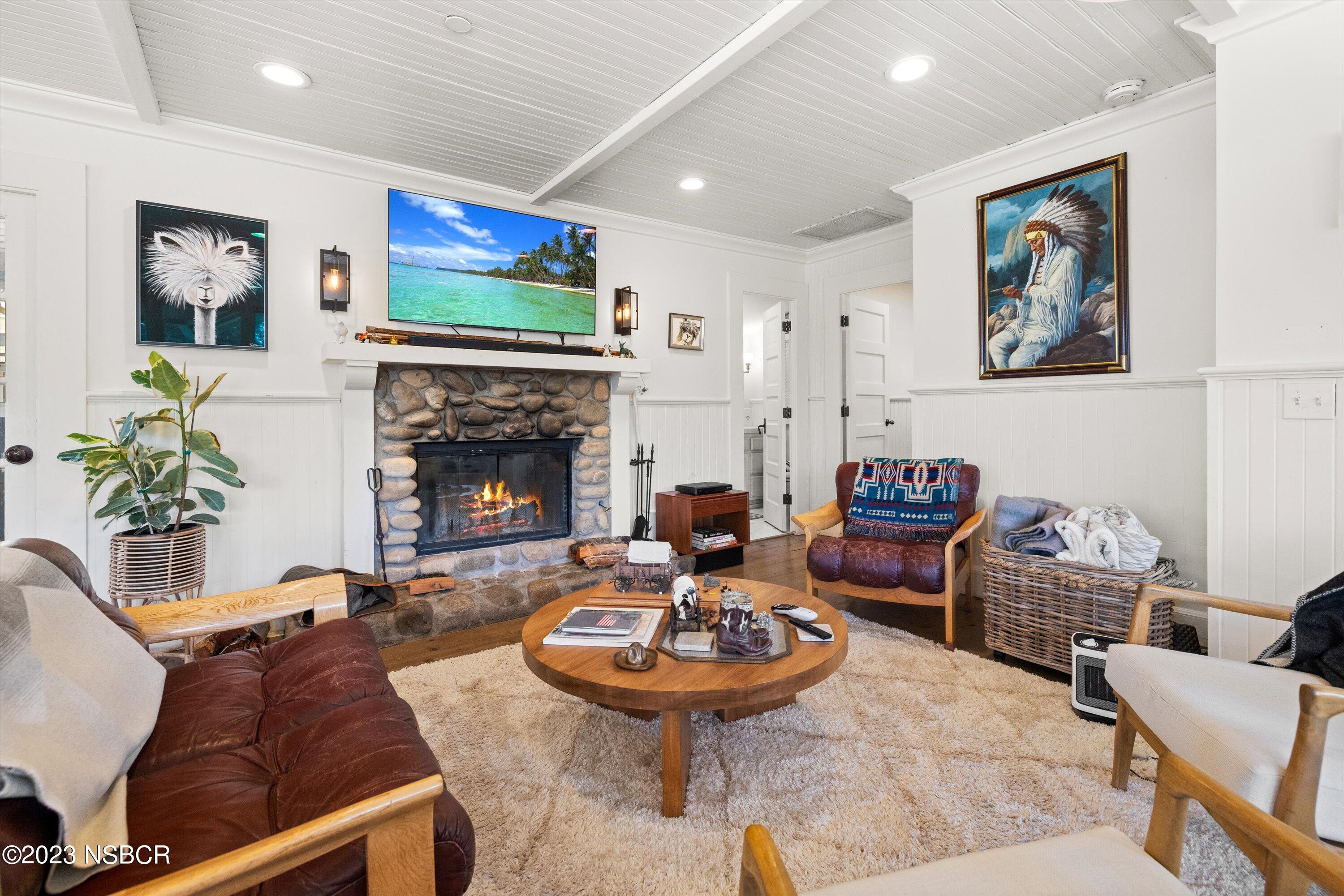 Lompoc, California 93436, United States, 3 Bedrooms Bedrooms, ,2 BathroomsBathrooms,Residential,Active,71315