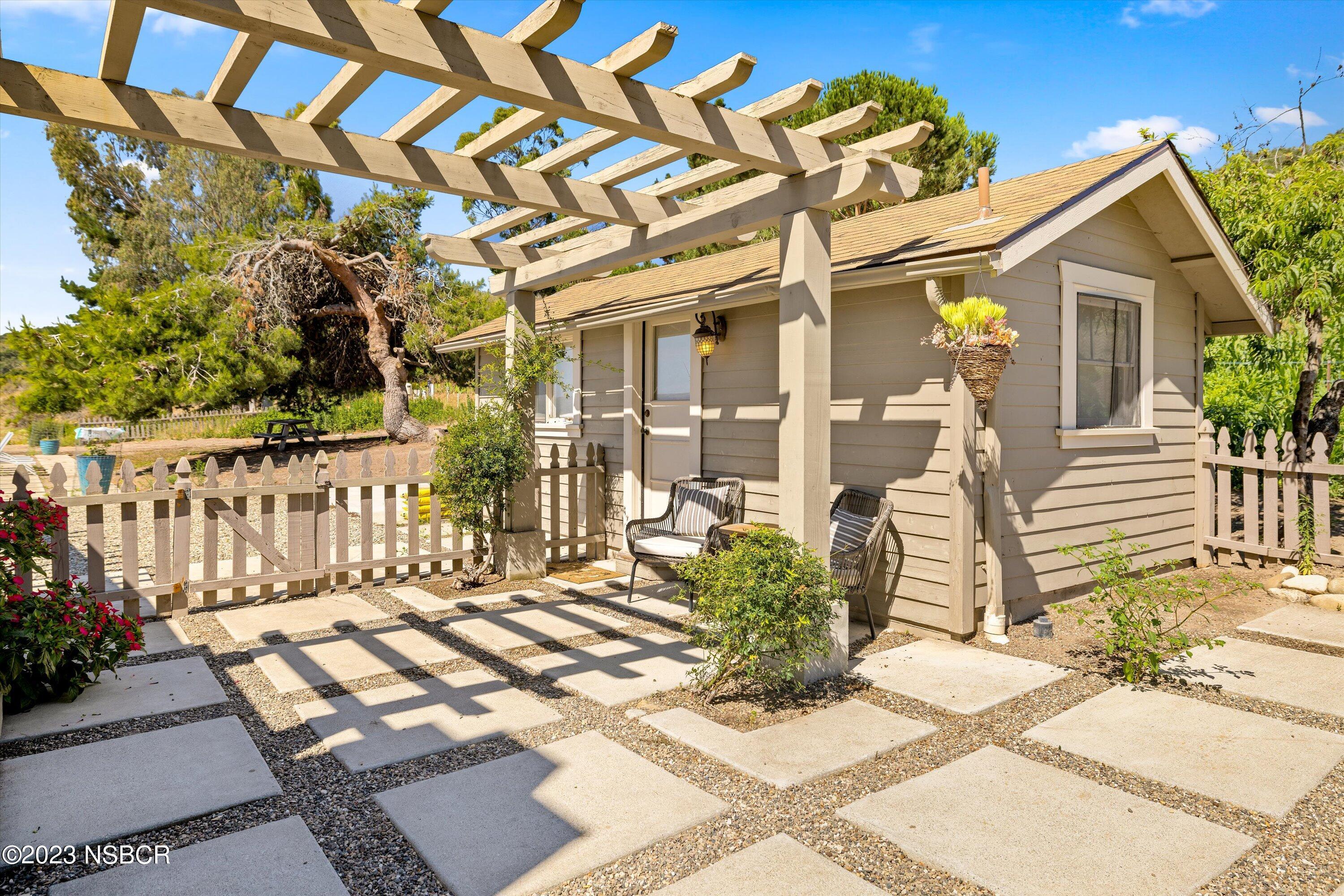 Lompoc, California 93436, United States, 3 Bedrooms Bedrooms, ,2 BathroomsBathrooms,Residential,Active,71315