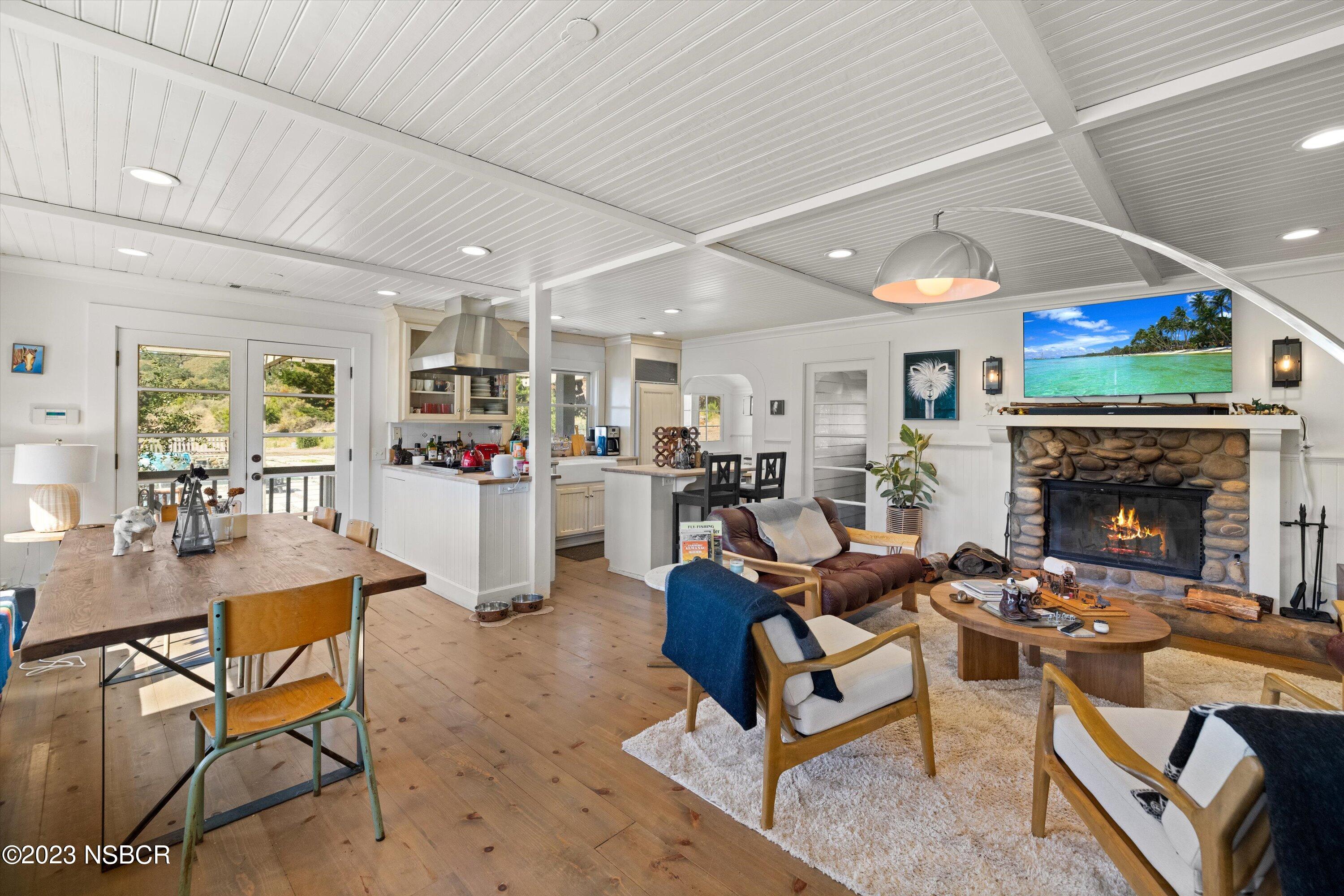 Lompoc, California 93436, United States, 3 Bedrooms Bedrooms, ,2 BathroomsBathrooms,Residential,Active,71315