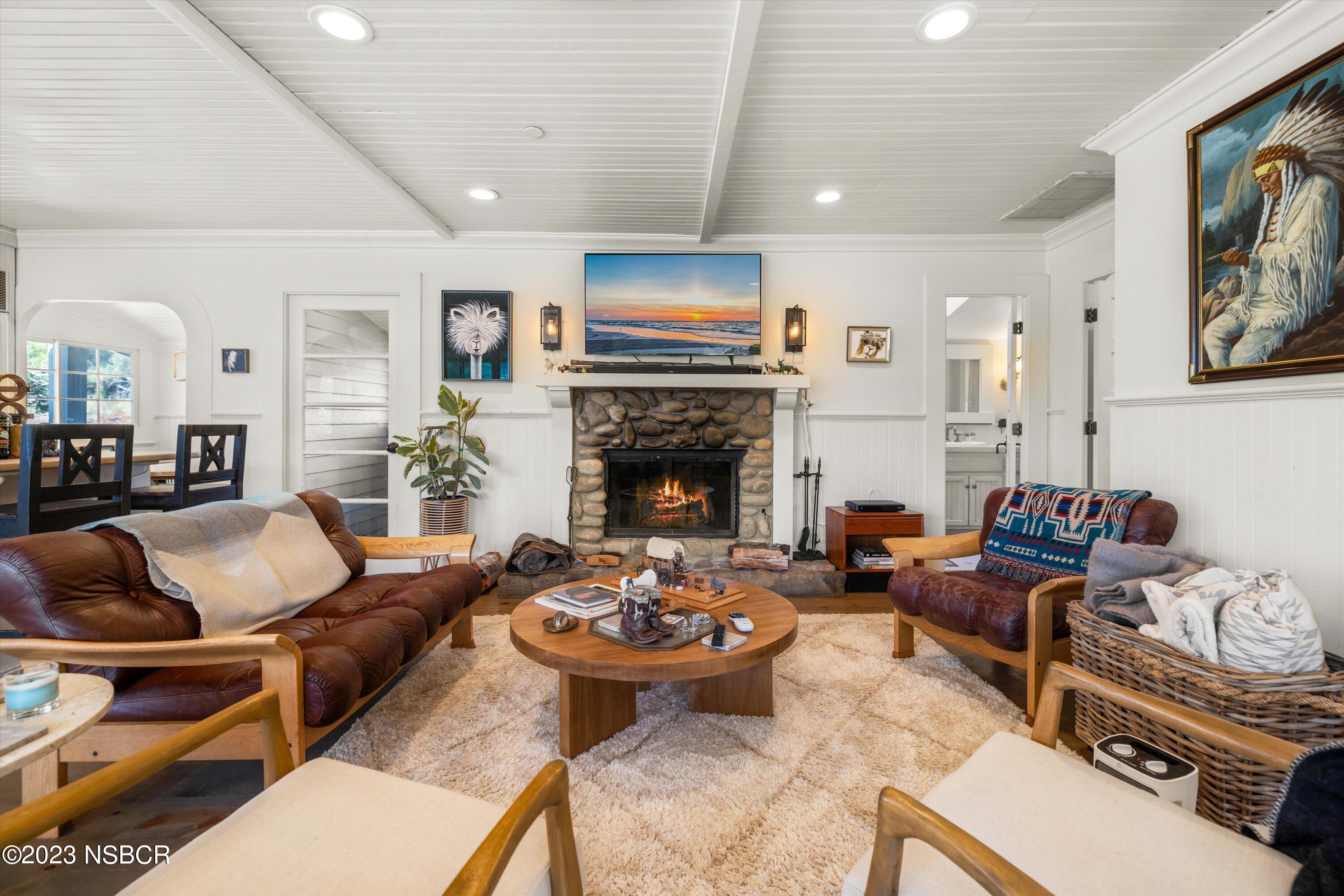 Lompoc, California 93436, United States, 3 Bedrooms Bedrooms, ,2 BathroomsBathrooms,Residential,Active,71315