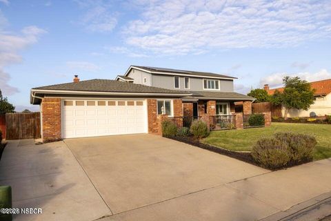 Photo of 4358 Coachman Way, Santa Maria, CA 93455 (MLS # 26000122)