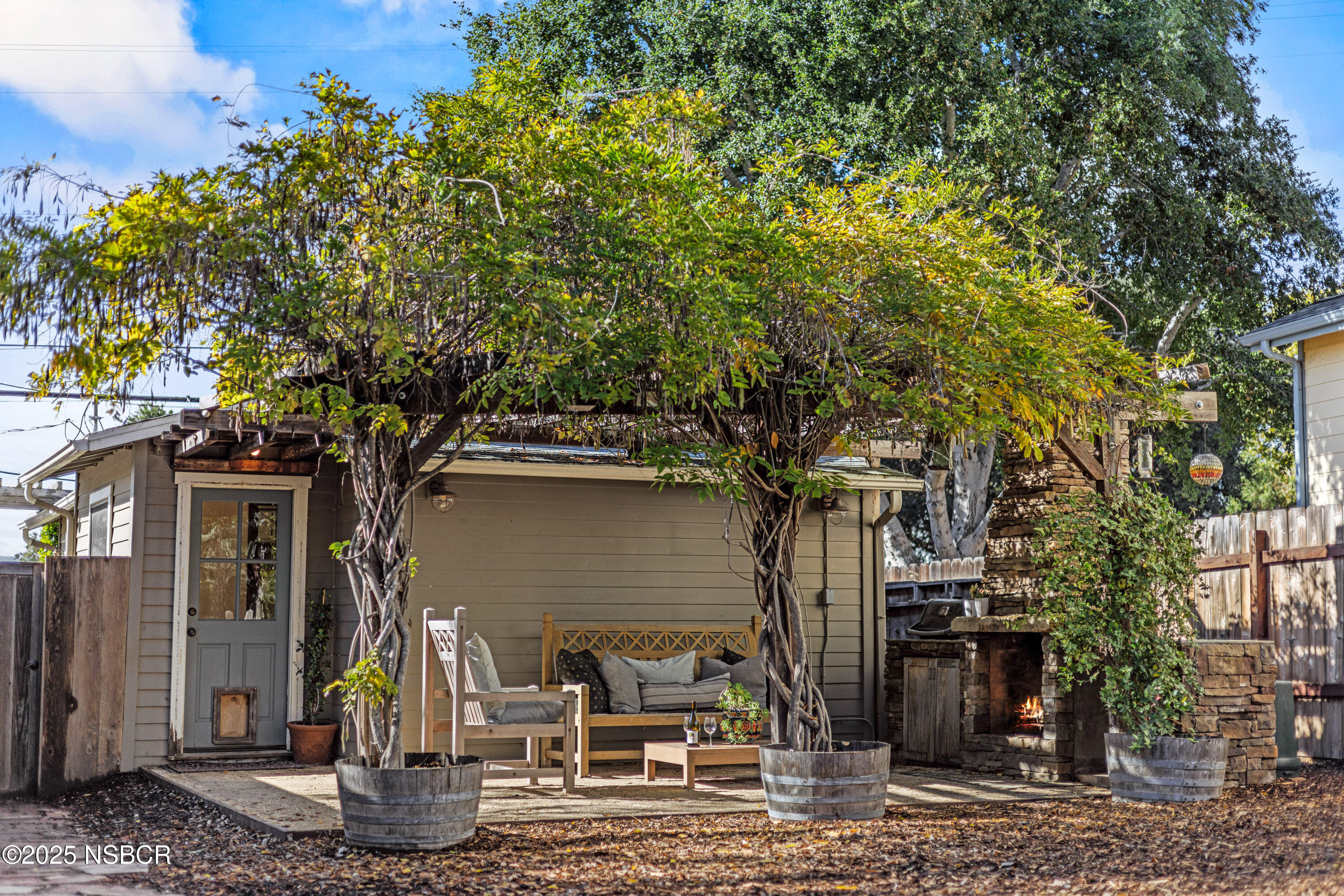 Solvang, California 93463, United States, 2 Bedrooms Bedrooms, ,1 BathroomBathrooms,Residential,Active,247482