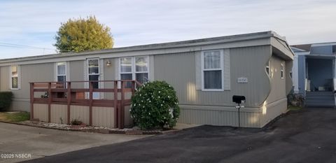 701 E Pine Avenue Unit 176, Lompoc, CA 93436 - MLS#: 25000411