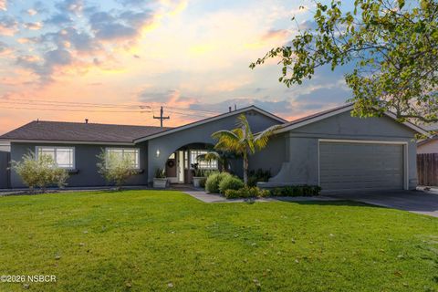 Photo of 530 Dale Way, Santa Maria, CA 93455 (MLS # 26000517)