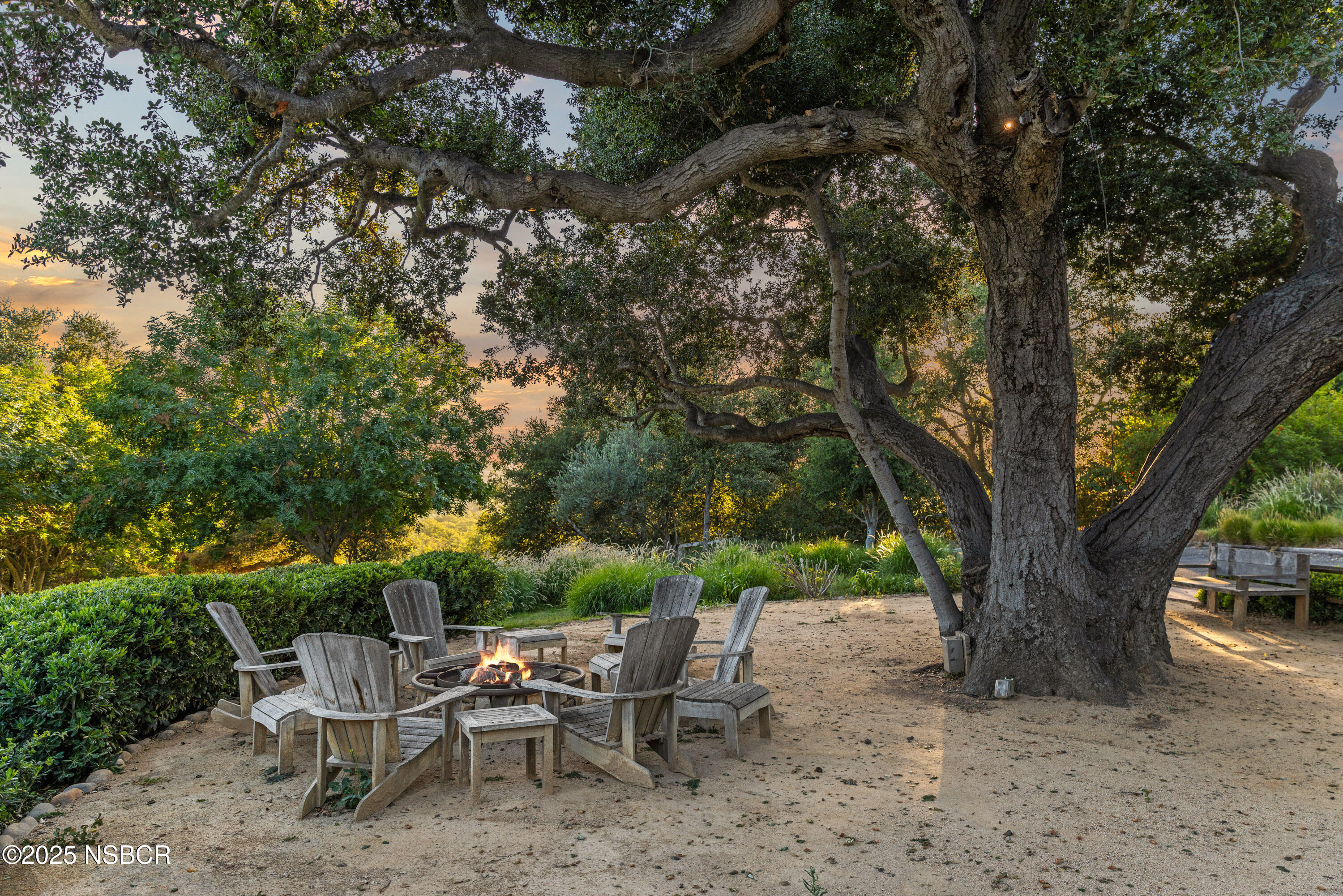 Solvang, California 93463, United States, 5 Bedrooms Bedrooms, ,4 BathroomsBathrooms,Residential,Active,165846