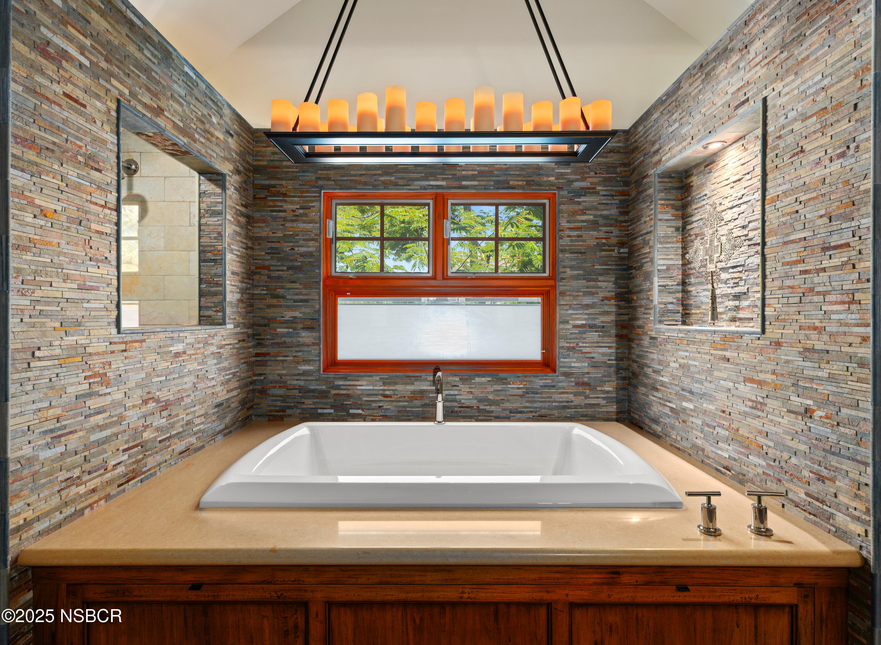 Solvang, California 93463, United States, 5 Bedrooms Bedrooms, ,4 BathroomsBathrooms,Residential,Active,165846