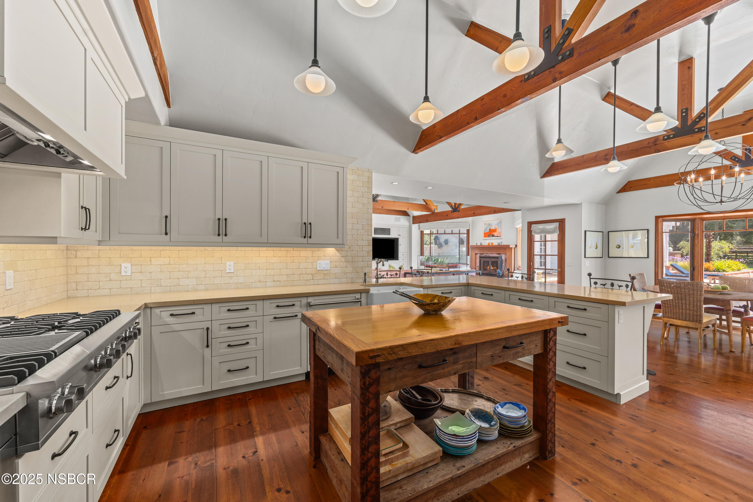 Solvang, California 93463, United States, 5 Bedrooms Bedrooms, ,4 BathroomsBathrooms,Residential,Active,165846