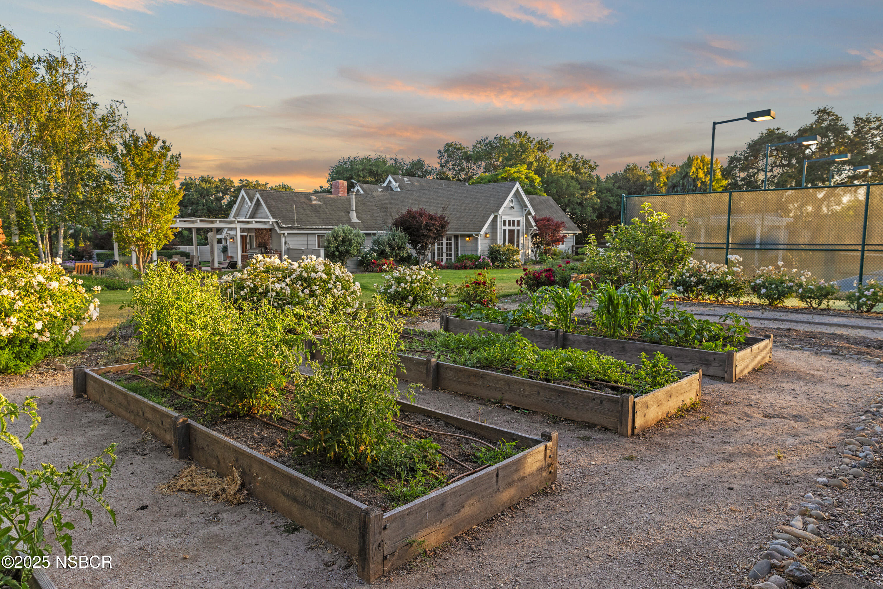 Solvang, California 93463, United States, 5 Bedrooms Bedrooms, ,4 BathroomsBathrooms,Residential,Active,165846