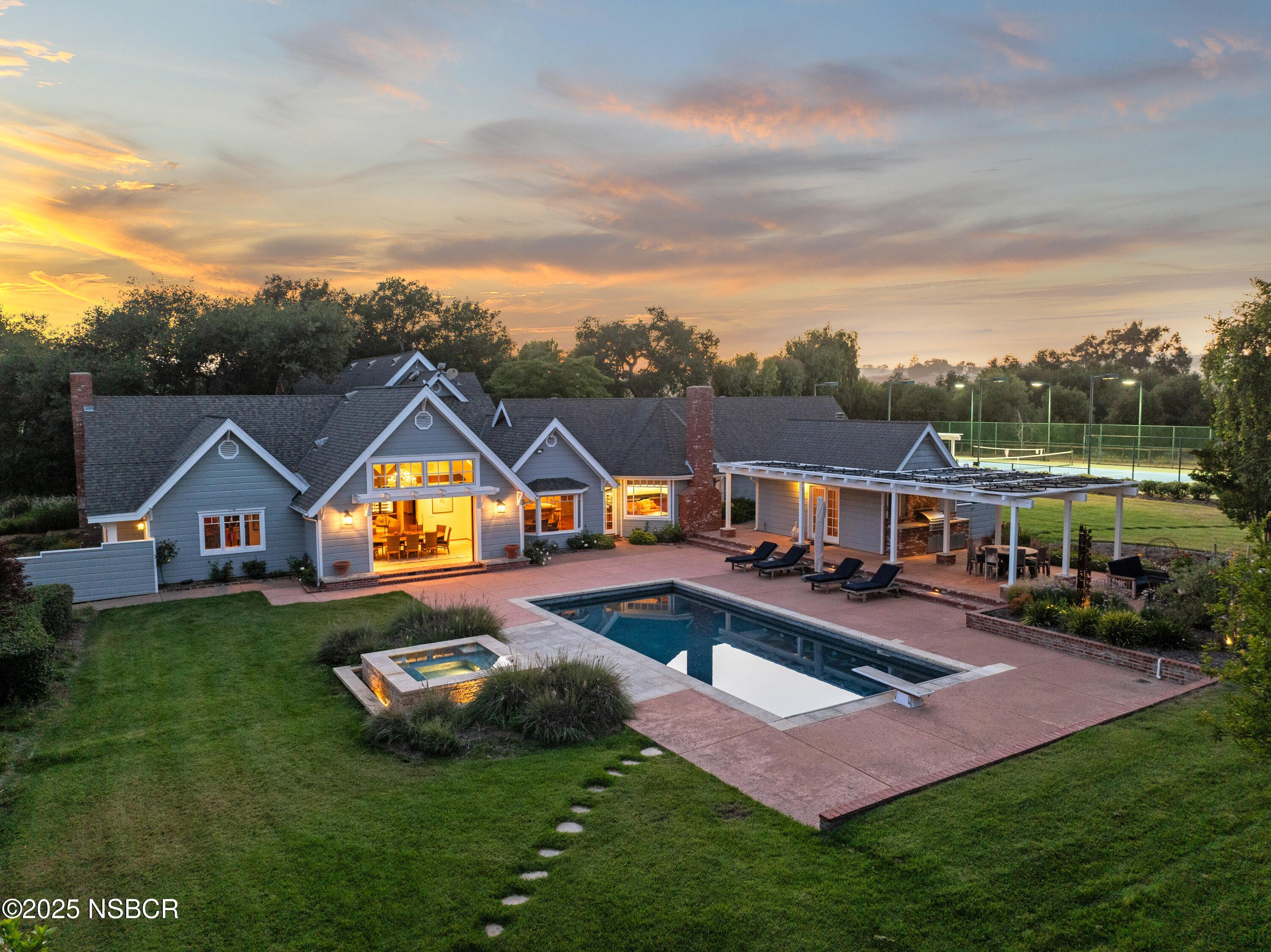 Solvang, California 93463, United States, 5 Bedrooms Bedrooms, ,4 BathroomsBathrooms,Residential,Active,165846