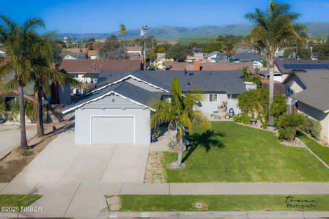 Photo of 607 E Monroe Street, Santa Maria, CA 93454 (MLS # 25002367)