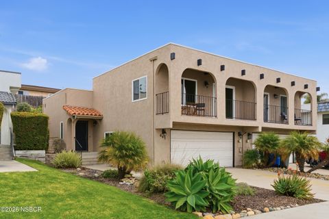Photo of 645 Vista Pacifica Circle, Pismo Beach, CA 93449 (MLS # 26000126)