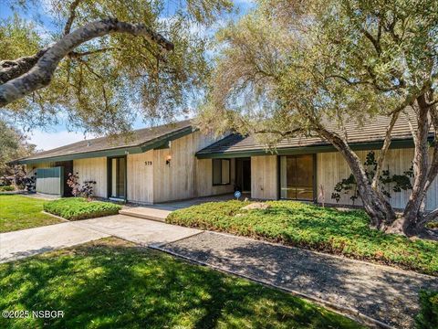 Photo of 579 St Andrews Way, Lompoc, CA 93436 (MLS # 25001825)