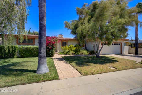 Photo of 907 E El Camino Street, Santa Maria, CA 93454 (MLS # 26001124)
