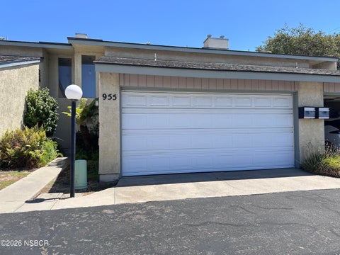 Photo of 955 E Cypress Avenue, Lompoc, CA 93436 (MLS # 26001760)