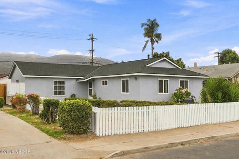 Photo of 1104 E Peach Avenue, Lompoc, CA 93436 (MLS # 26001769)