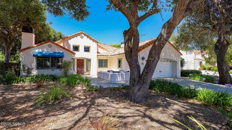 Photo of 731 Cathedral Pointe Lane, Santa Barbara, CA 93111 (MLS # 26001397)